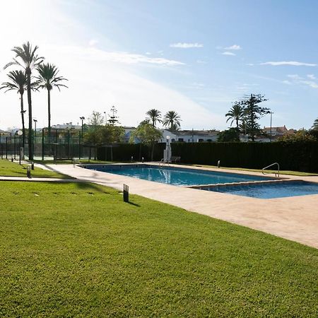 Brisas B2, 2 Dormitorios, Playa A 50M, By BookinДения Экстерьер фото
