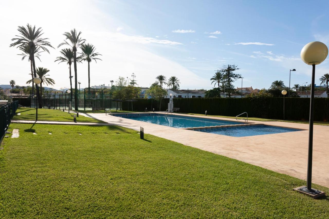 Brisas B2, 2 Dormitorios, Playa A 50M, By BookinДения Экстерьер фото